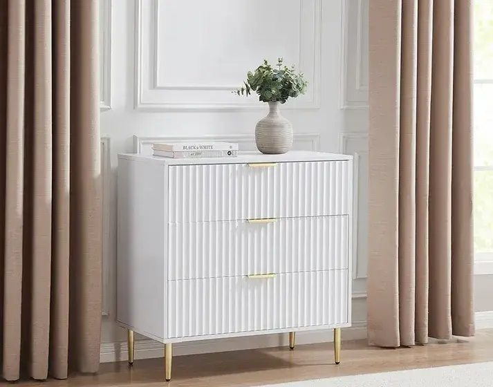 Evie 3 Drawer Chest – Warm White